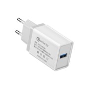 Adaptador de 220V a USB 5V-9V 3.5A - 2