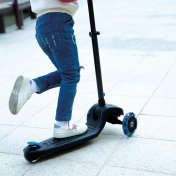 Patinete Future Scooter Azul de Qplay con Luces Led - 4