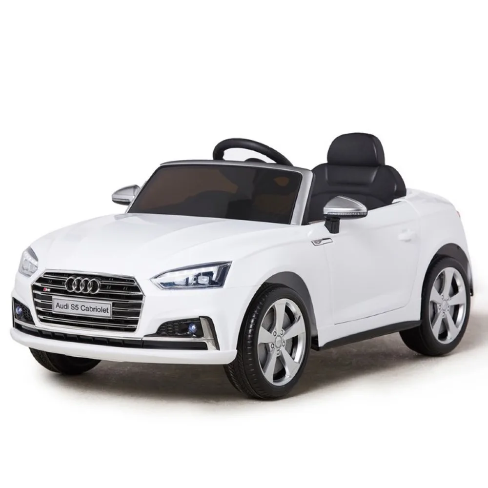 Coche eléctrico Audi S5 blanco con radio control