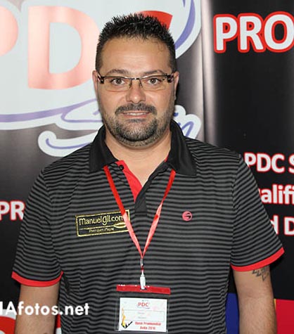 Manuelgil - Nuestros jugadores dardos - Oscar Vizcaino